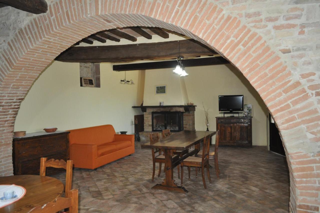 Farm Stay Il Carro Del Colle Colvalenza Exterior foto