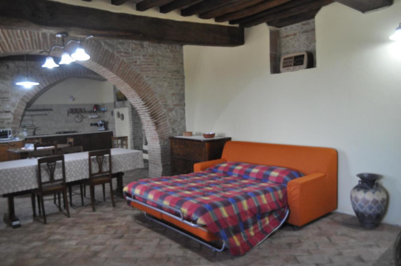 Farm Stay Il Carro Del Colle Colvalenza Exterior foto